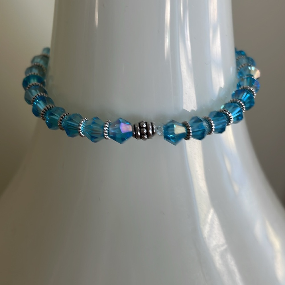 HAND CRAFTED STRETCHY CRYSTAL BRACELET AB Aqua Blue Bicone Crystals - Picture 5 of 10